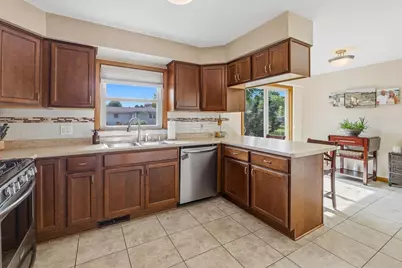 99 S Sallie Avenue, Fond du Lac, WI 54935 - Photo 6