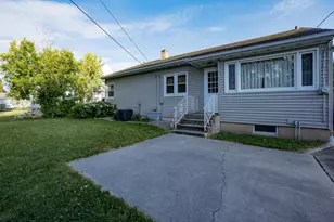 129 E 12th St, Fond du Lac, WI 54935 - Photo 8