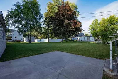 129 E 12th Street, Fond du Lac, WI 54935 - Photo 10