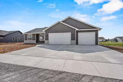 N8851 Killarney Way, Menasha, WI 54952 - Photo 2