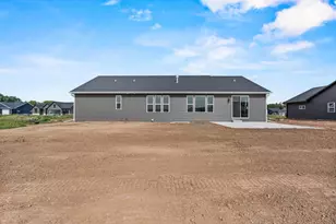 N8851 Killarney Way, Menasha, WI 54952 - Photo 72