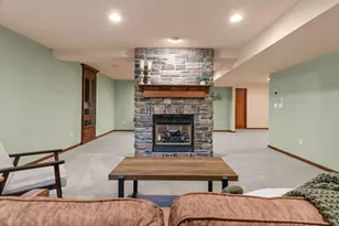 493 Dalton Rd, Neenah, WI 54956 - Photo 46