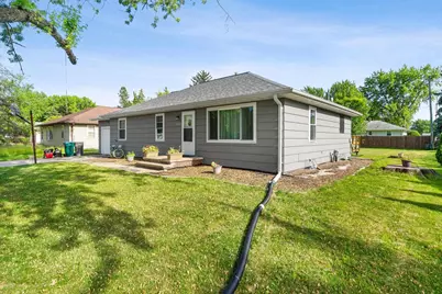 2715 W 1st Avenue, Appleton, WI 54914 - Photo 28