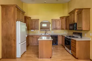 N7914 Creekside Dr, Sherwood, WI 54169 - Photo 12