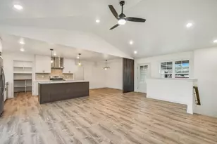 1435 Crossroads Dr, De Pere, WI 54115 - Photo 6