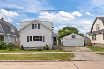 831 Winnebago Avenue, Oshkosh, WI 54901 - Photo 1