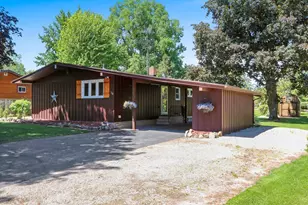 118 N 8th Ave, Winneconne, WI 54986 - Photo 2