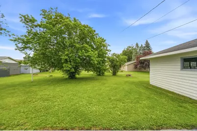 418 Lima Street, New London, WI 54961 - Photo 22