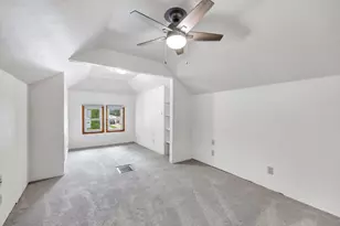 1243 S Irwin Ave, Green Bay, WI 54301 - Photo 24