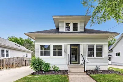 1243 S Irwin Avenue, Green Bay, WI 54301 - Photo 2