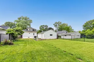 1243 S Irwin Ave, Green Bay, WI 54301 - Photo 28