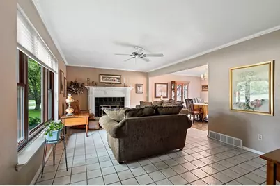716 Eau Claire Place, De Pere, WI 54115 - Photo 12
