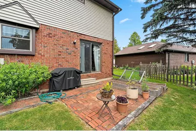716 Eau Claire Place, De Pere, WI 54115 - Photo 54