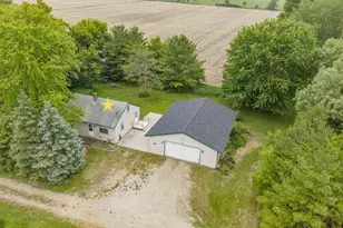 3125 Breezewood Ln, Neenah, WI 54956 - Photo 32