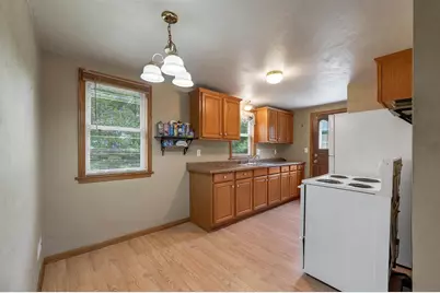 3125 Breezewood Lane, Neenah, WI 54956 - Photo 10