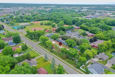 3182 Justin Court #5, Appleton, WI 54914 - Photo 6