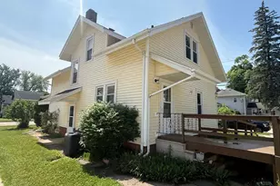 27 E 14th St, Clintonville, WI 54929 - Photo 40
