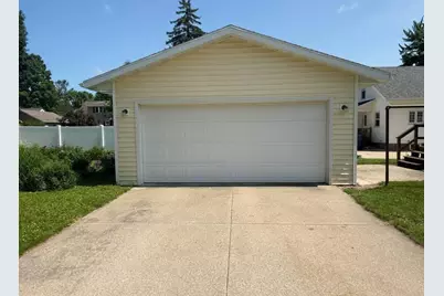 27 E 14th Street, Clintonville, WI 54929 - Photo 28