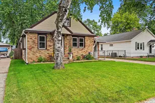 968 Hickory Hill Dr, Green Bay, WI 54304 - Photo 40