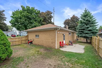 1201 S 19th Street, Manitowoc, WI 54220 - Photo 20