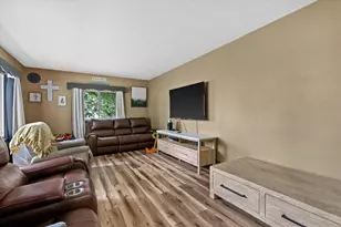 1201 S 19th St, Manitowoc, WI 54220 - Photo 4