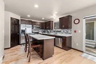 312 N Van Buren St, Green Bay, WI 54301 - Photo 12