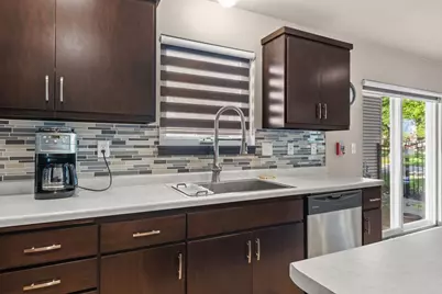 312 N Van Buren Street, Green Bay, WI 54301 - Photo 18