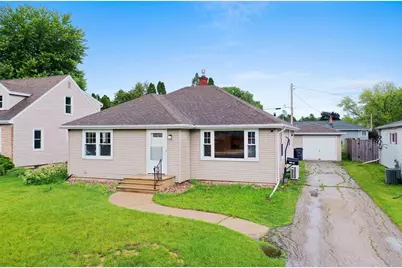 778 Elm Street, Neenah, WI 54956 - Photo 2