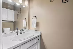 821 McCastlen St, Green Bay, WI 54301 - Photo 18