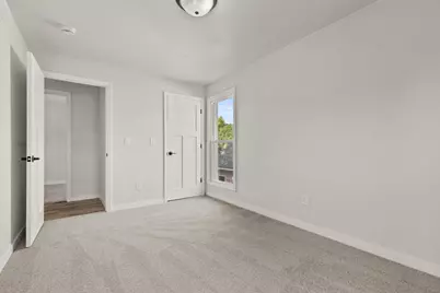 229 Fulton Avenue, Oshkosh, WI 54901 - Photo 42