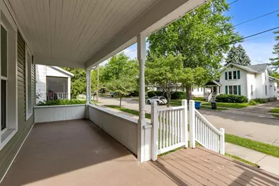 229 Fulton Avenue, Oshkosh, WI 54901 - Photo 4