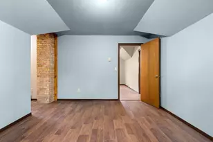 579 Oak St, Neenah, WI 54956 - Photo 28