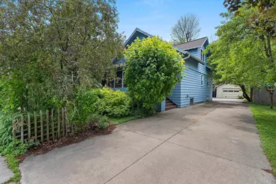 579 Oak Street, Neenah, WI 54956 - Photo 30