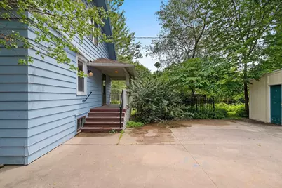 579 Oak Street, Neenah, WI 54956 - Photo 32