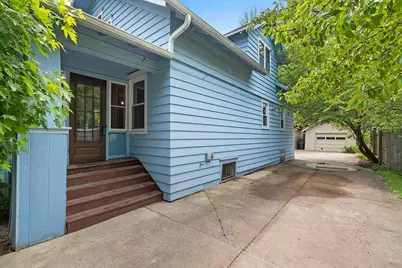 579 Oak Street, Neenah, WI 54956 - Photo 2