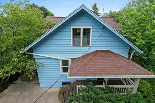579 Oak St, Neenah, WI 54956 - Photo 40