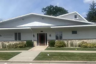 181 S Main St, Markesan, WI 53946 - Photo 2