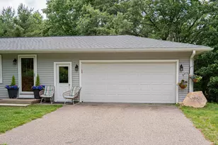 N2375 Smith Rd, Waupaca, WI 54981 - Photo 2