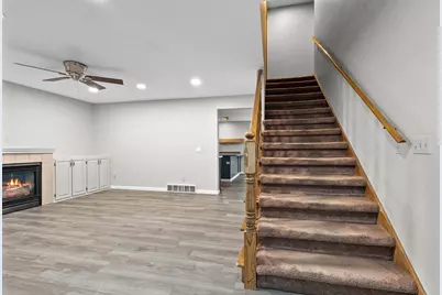 1023 W Ridgeview Drive, Appleton, WI 54914 - Photo 4