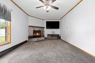 1248 April Ln, Green Bay, WI 54304 - Photo 36