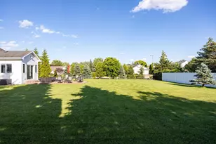 1304 Whitetail Dr, Neenah, WI 54956 - Photo 44