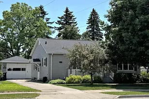 1709 18th Ave, Menominee, MI 49858 - Photo 4