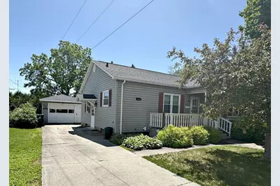 1709 18th Avenue, Menominee, MI 49858 - Photo 2