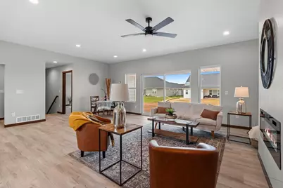 2650 Lawrence Lane, Neenah, WI 54956 - Photo 10
