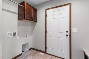 2650 Lawrence Ln, Neenah, WI 54956 - Photo 28