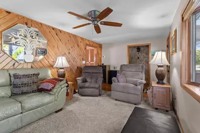 1926 Ohio Street, Oshkosh, WI 54902 - Photo 10