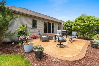 1301 Kampo Drive, Neenah, WI 54956 - Photo 2