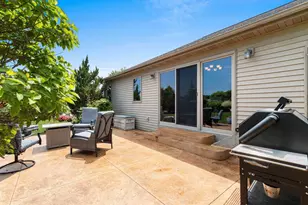 1301 Kampo Dr, Neenah, WI 54956 - Photo 36