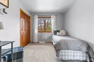 1354 Camelot Ct, Oneida, WI 54155 - Photo 24