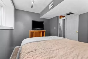 1354 Camelot Ct, Oneida, WI 54155 - Photo 32